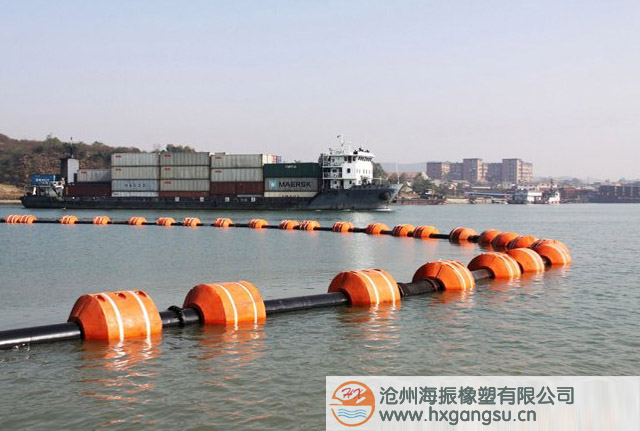 中密度聚乙烯管道浮體在疏?，F(xiàn)場