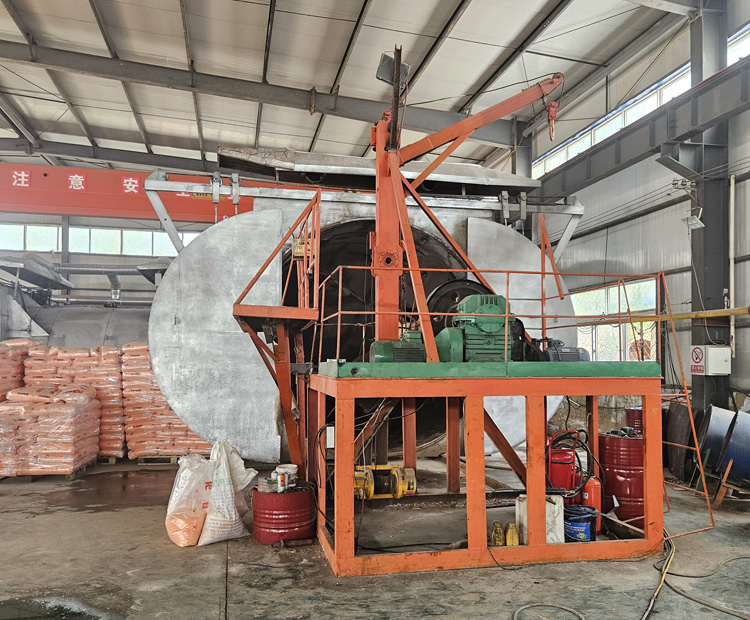 高鉻耐磨鋼管生產(chǎn)車間